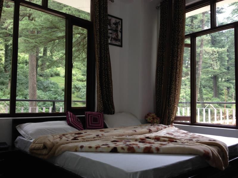 Oyo 1153 The Oak Valley Dharamshala Bagian luar foto