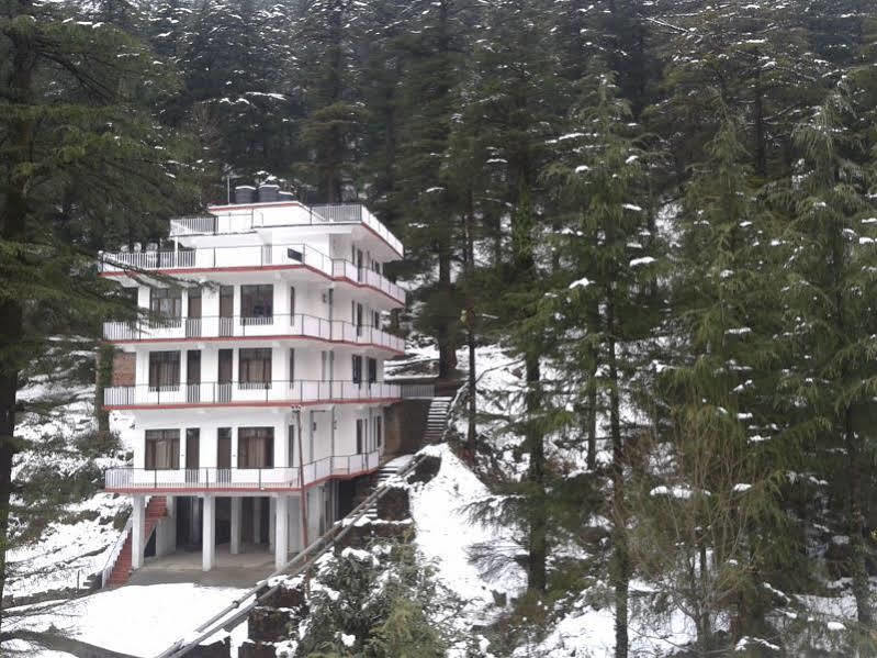 Oyo 1153 The Oak Valley Dharamshala Bagian luar foto