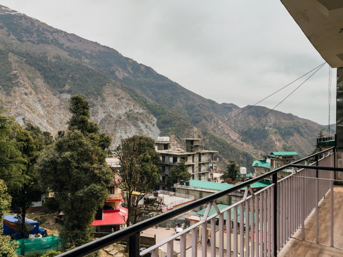 Oyo 1153 The Oak Valley Dharamshala Bagian luar foto